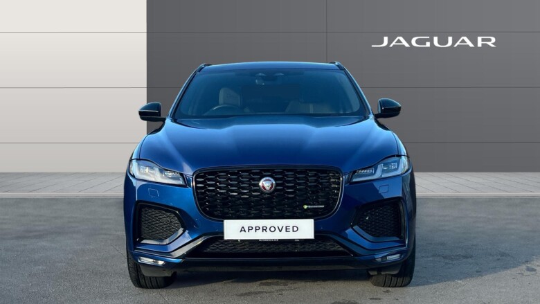 Jaguar F-Pace 2.0 D200 R-Dynamic Black 5dr Auto AWD Diesel Estate